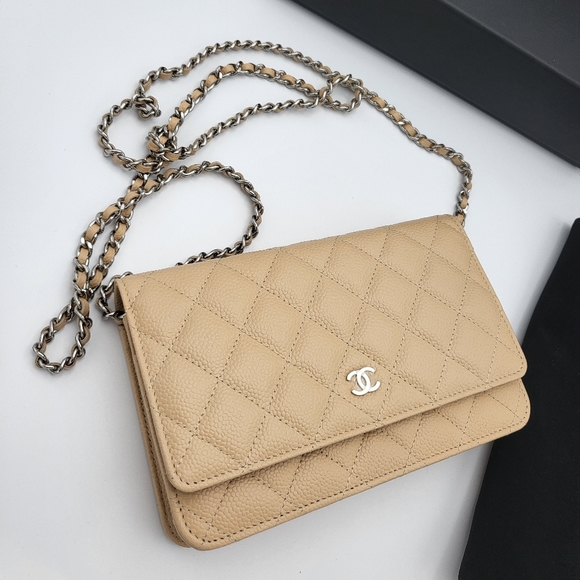 Brand new 2022 authentic Chanel classic beige caviar quilted woc wallet on chain - Picture 16 of 17